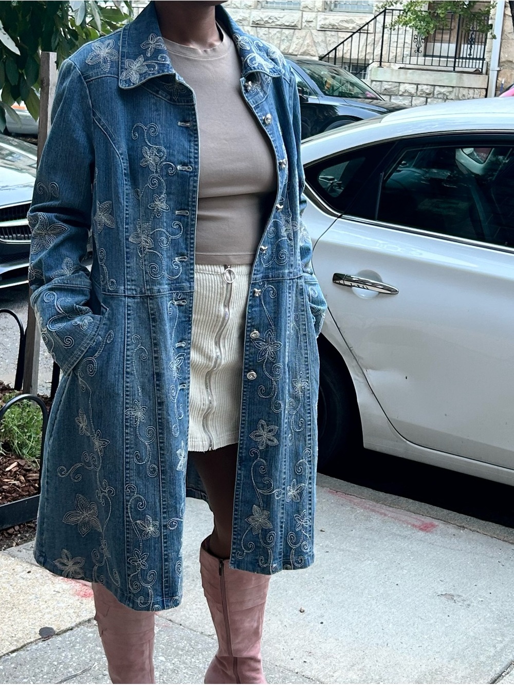 Cache Long Blue Denim Embroidered Jacket - Picture 2 of 6